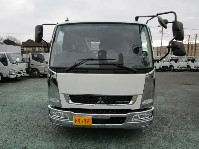 三菱 ファイター 2KG-FK72Fの写真2