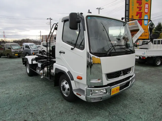 三菱 ファイター 2KG-FK72Fの写真3