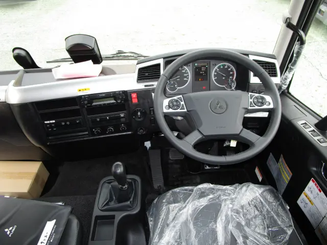 三菱 ファイター 2KG-FK72Fの写真11