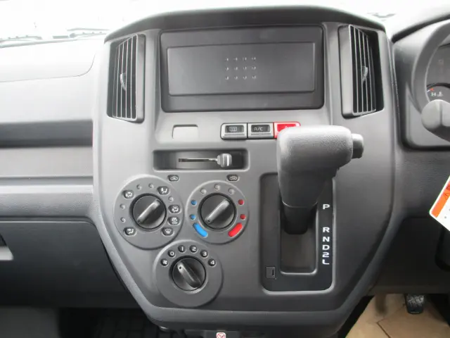 トヨタ タウンエースバン 5BF-S403M(2WD)の写真11