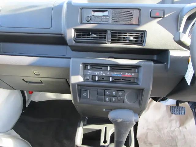 ダイハツ ハイゼットトラック 3BD-S500Pの写真12