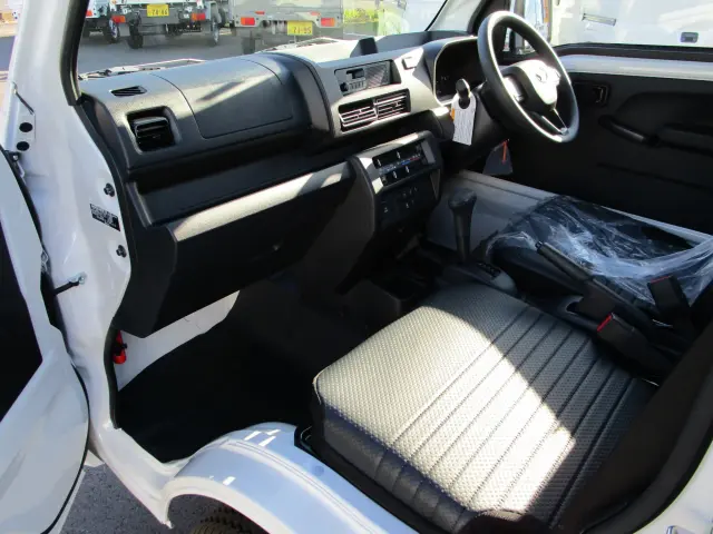 ダイハツ ハイゼットトラック 3BD-S500Pの写真13