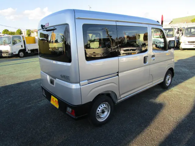 ダイハツ ハイゼットバン 3BD-S700Vの写真8