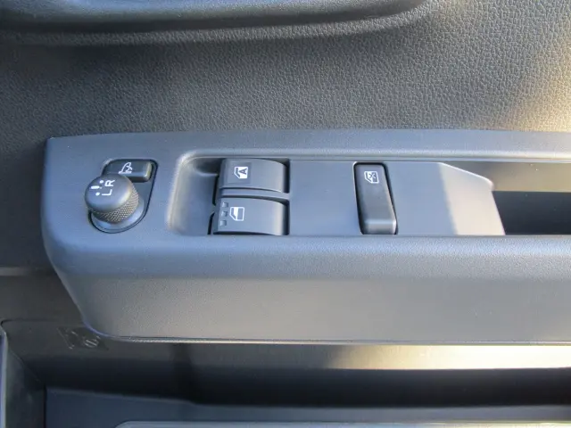 ダイハツ ハイゼットバン 3BD-S700Vの写真13