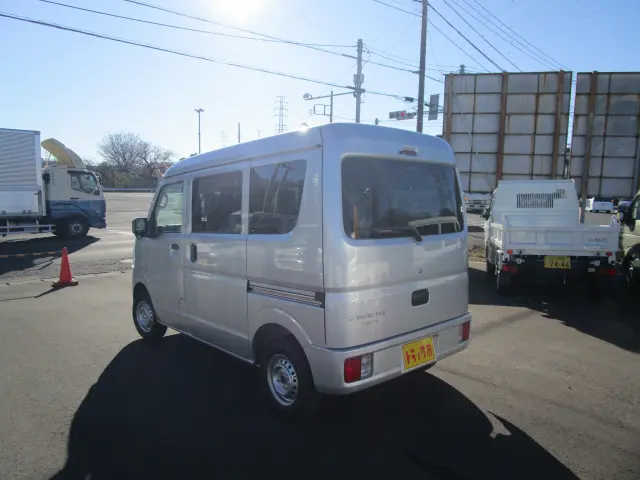 三菱 ミニキャブバン 5BD-DS17Vの写真6