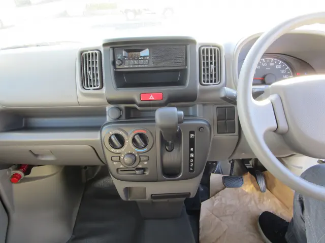 三菱 ミニキャブバン 5BD-DS17Vの写真10