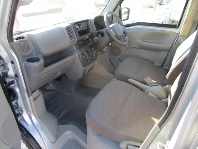 三菱 ミニキャブバン 5BD-DS17Vの写真12