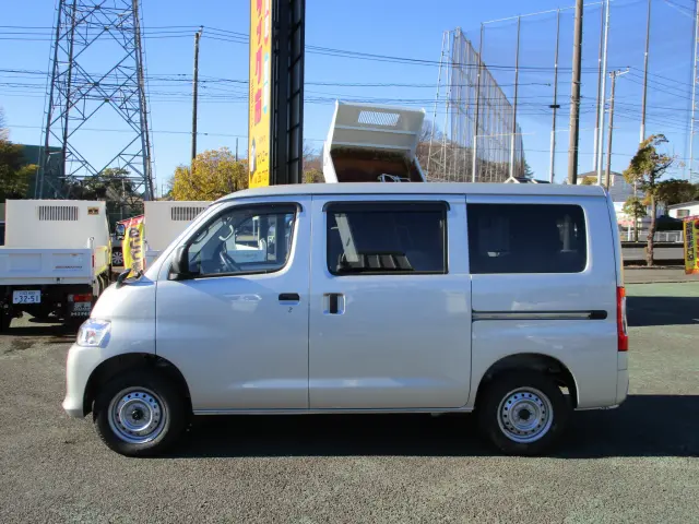 ダイハツ その他(ダイハツ) 5BF-S403Vの写真4