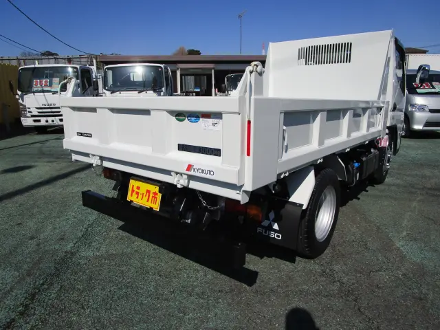 三菱 キャンター 2RG-FBA60の写真6