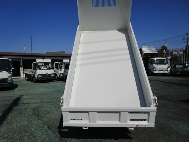 三菱 キャンター 2RG-FBA60の写真9