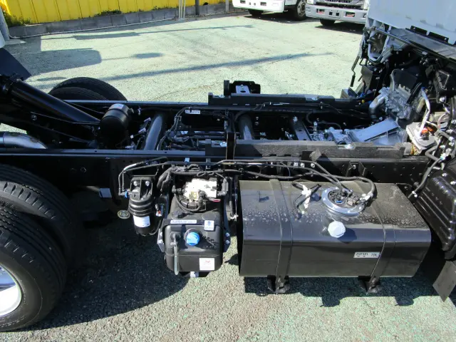 三菱 キャンター 2RG-FBA60の写真11