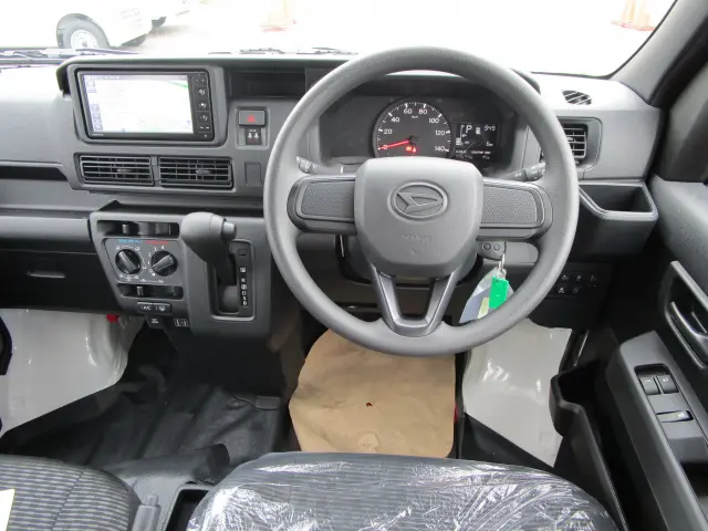 ダイハツ ハイゼットバン 3BD-S700V(2WD)の写真9
