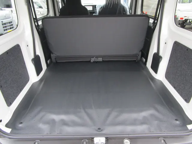 ダイハツ ハイゼットバン 3BD-S700V(2WD)の写真17