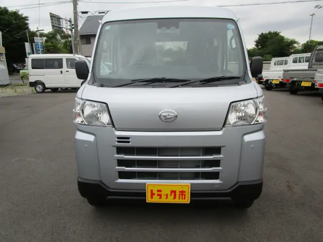 ダイハツ ハイゼットバン 3BD-S700V(2WD)の写真2