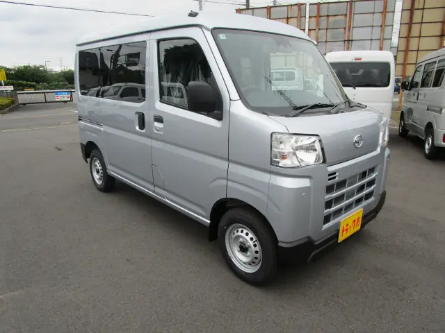 ダイハツ ハイゼットバン 3BD-S700V(2WD)の写真3