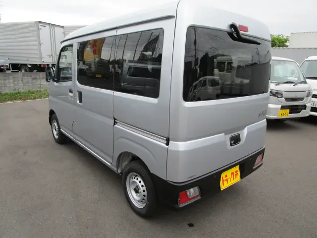 ダイハツ ハイゼットバン 3BD-S700V(2WD)の写真6