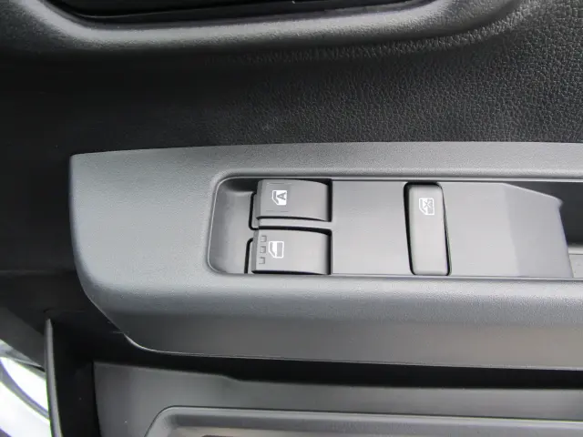 ダイハツ ハイゼットバン 3BD-S700V(2WD)の写真15