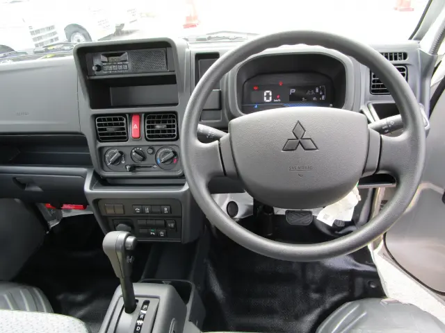 三菱 ミニキャブトラック 3BD-DS16T(2WD)の写真10
