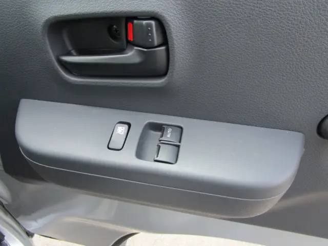 三菱 ミニキャブトラック 3BD-DS16T(2WD)の写真14