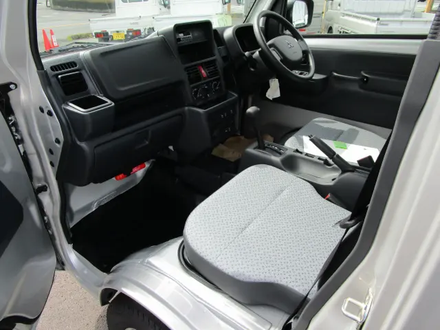 三菱 ミニキャブトラック 3BD-DS16T(2WD)の写真17