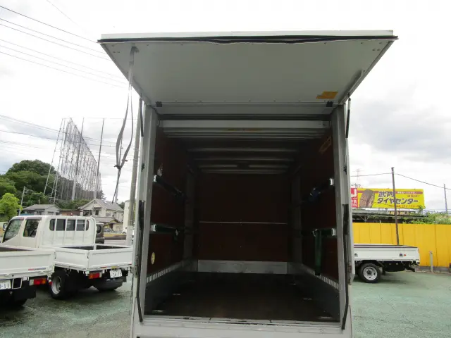 いすゞ エルフ BKG-NMR85Nの写真15