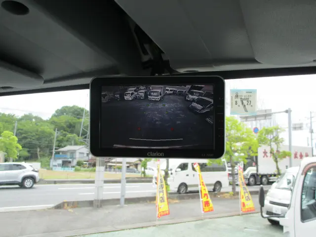 いすゞ エルフ BKG-NMR85Nの写真29