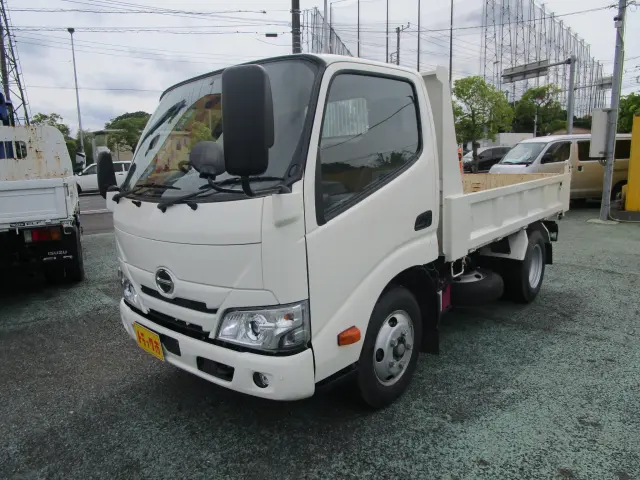 日野 デュトロ 2KG-XZU600Tの写真1