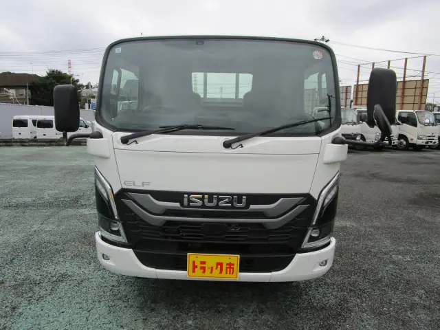 いすゞ エルフ 2TG-NJR88AFの写真2