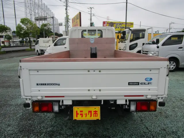 いすゞ エルフ 2TG-NJR88AFの写真7