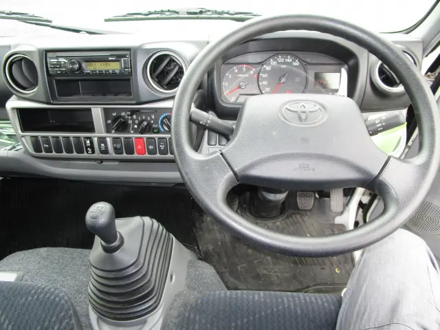 トヨタ ダイナ 2DG-GDY231の写真14