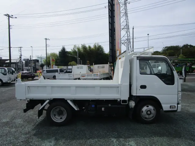 いすゞ エルフ 2RG-NKR88の写真5