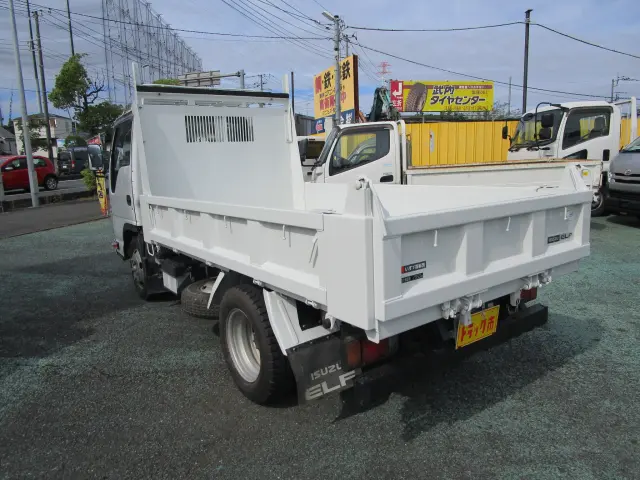 いすゞ エルフ 2RG-NKR88の写真6
