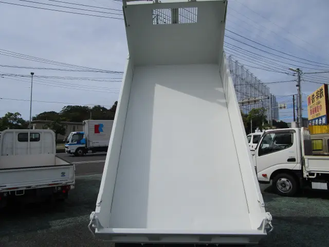 いすゞ エルフ 2RG-NKR88の写真9