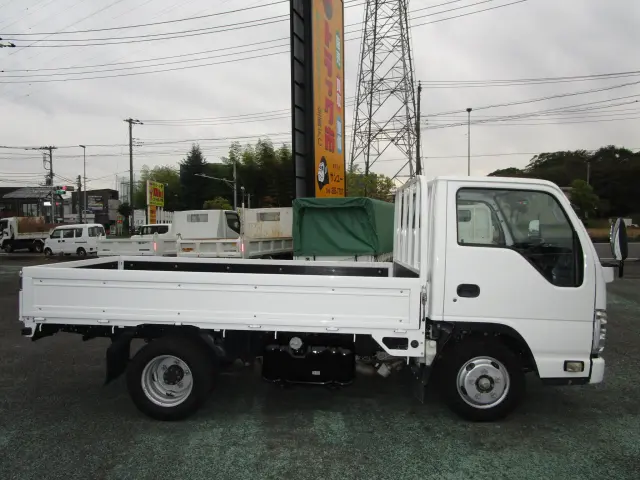 いすゞ エルフ TPG-NJR85Aの写真5