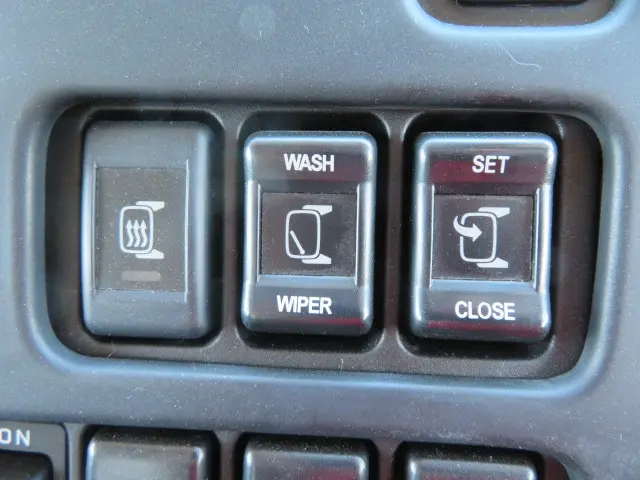 いすゞ ギガ QKG-CXZ77AT(6x4)の写真15