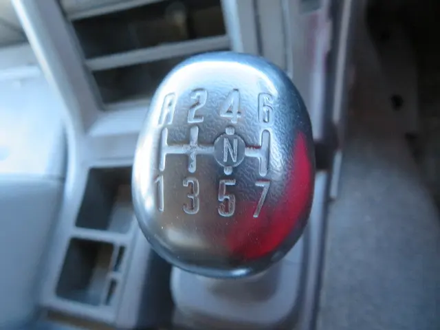 いすゞ ギガ QKG-CXZ77AT(6x4)の写真18