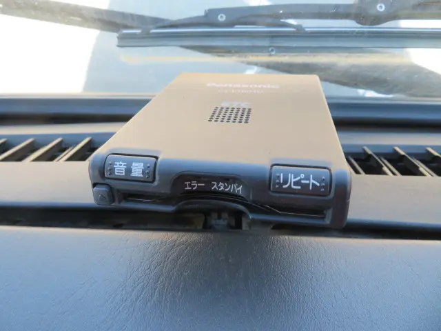 いすゞ ギガ QKG-CXZ77AT(6x4)の写真22