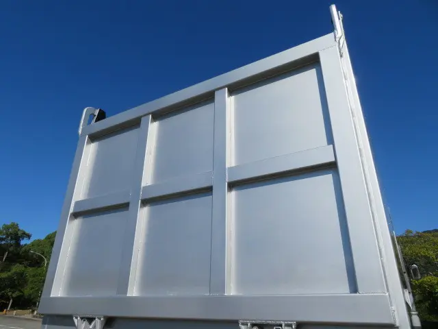 いすゞ ギガ QKG-CXZ77AT(6x4)の写真34