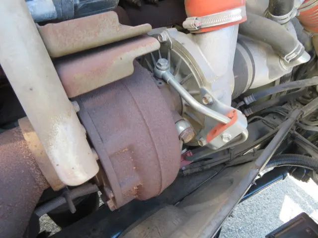 いすゞ ギガ QKG-CXZ77AT(6x4)の写真40