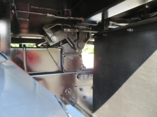 いすゞ ギガ QKG-CXZ77AT(6x4)の写真44