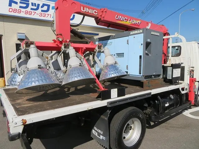 いすゞ エルフ TKG-NKR85AR(2WD)の写真23
