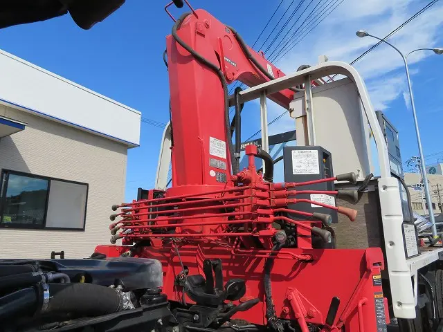 いすゞ エルフ TKG-NKR85AR(2WD)の写真25