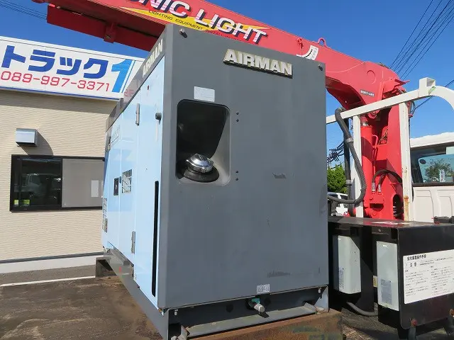 いすゞ エルフ TKG-NKR85AR(2WD)の写真32