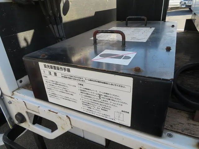 いすゞ エルフ TKG-NKR85AR(2WD)の写真38