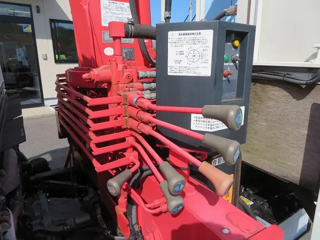 いすゞ エルフ TKG-NKR85AR(2WD)の写真39