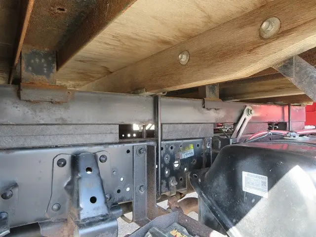 いすゞ エルフ TKG-NKR85AR(2WD)の写真48