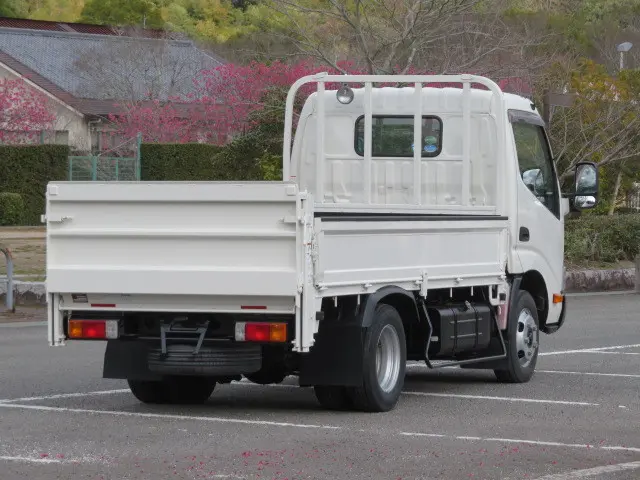 トヨタ ダイナ TKG-XZU645(2WD)の写真3