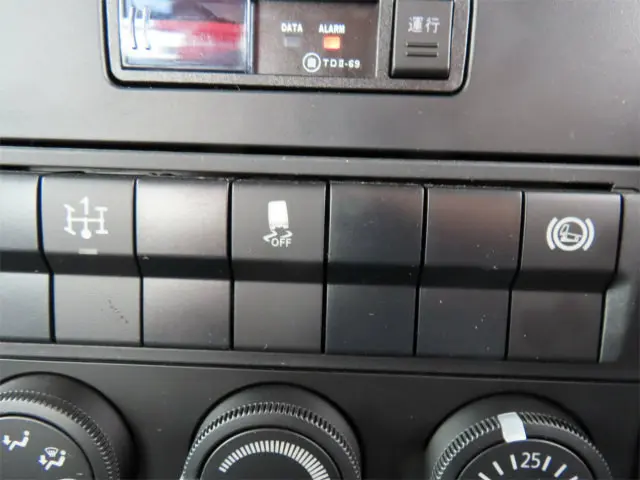 三菱 ファイター 2KG-FK62FZ(2WD)の写真17