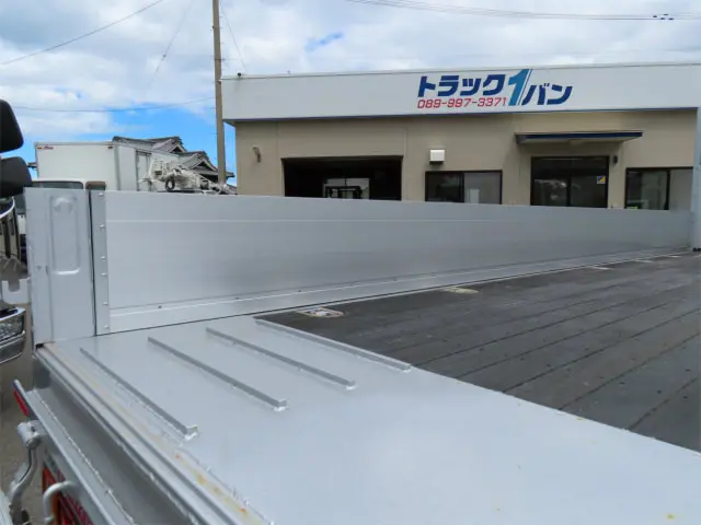 三菱 ファイター 2KG-FK62FZ(2WD)の写真24