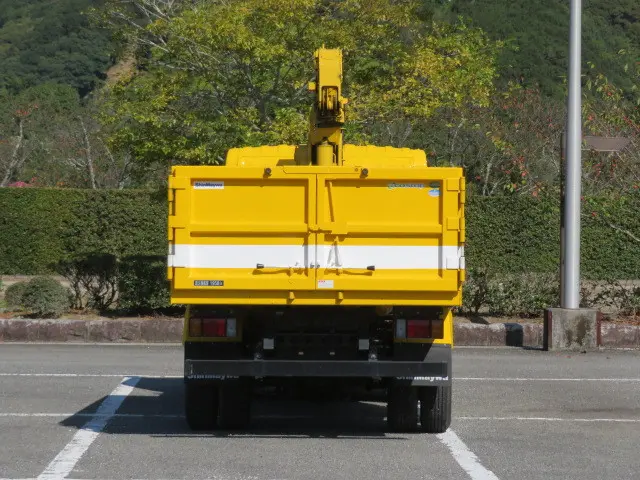 いすゞ エルフ TRG-NMR85AN(2WD)の写真8